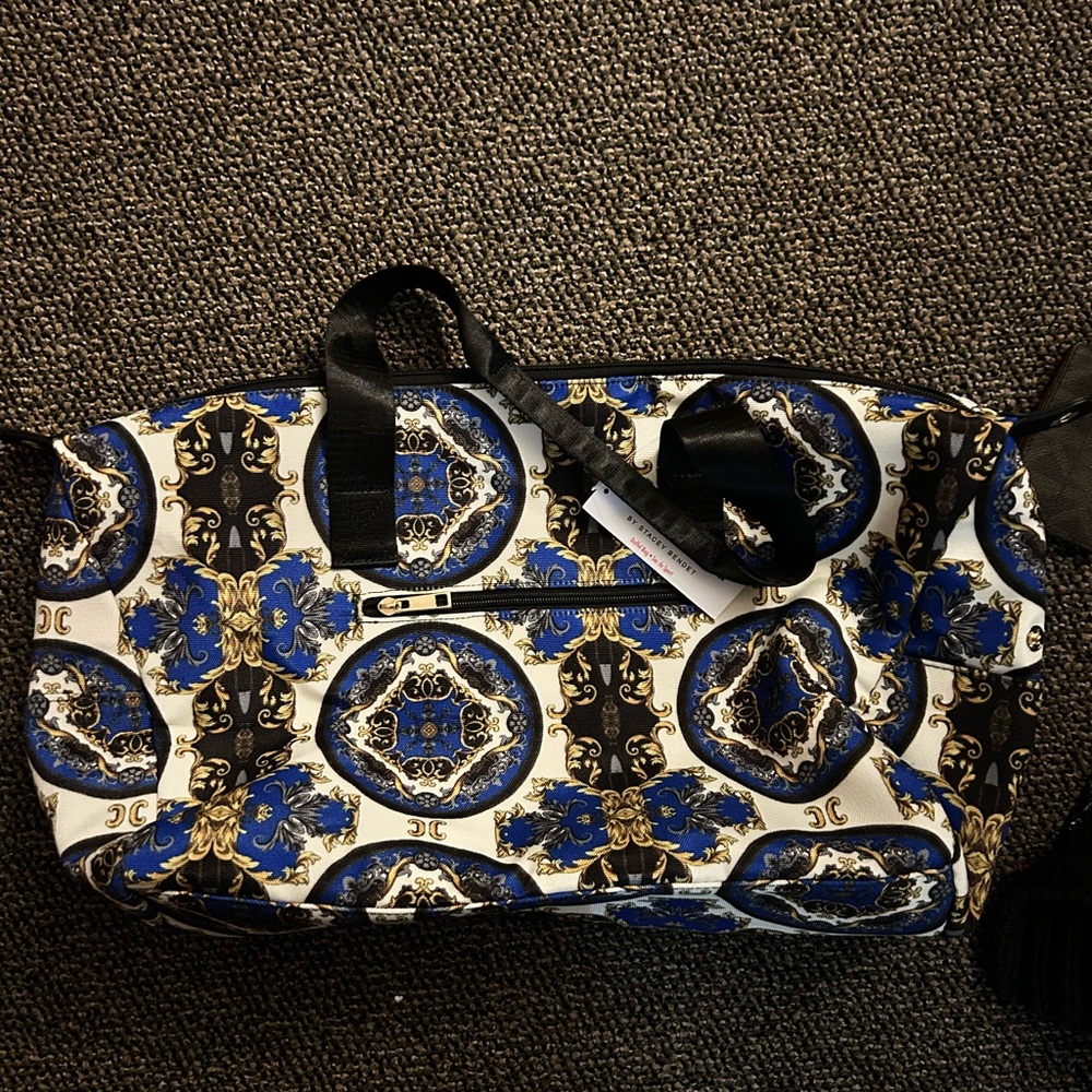 NWT Alice & Olivia duffel bag